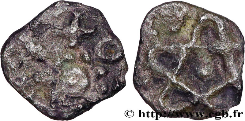 MEROVINGIAN COINS - TOURAINE - Unspecified MINT
Type : Obole 
Date : c. 740-750 ...