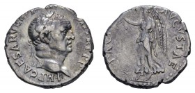 Römer Kaiserzeit
Vespasianus, 69-79 AR Denar 70 Ephesos Stehende Victoria BMCRE 446 RSC 278 RIC 323 3.19 g. ss+