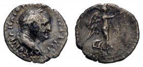 Römer Kaiserzeit
Vespasianus, 69-79 AR Quinar 73 Rom Av.: Portraitkopf des Kaisers mit Lorbeerkranz nach rechts, Rv.: Victoria nach rechts schwebend,...
