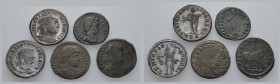 Lots und Sammlungen
 Lot aus 5 Follis/Ae, darunter 2 Exemplare von Julianus II. Apostata, Diocletian