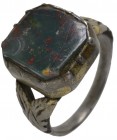 Sachsen
 silberner Fingerring, teilvergoldet mit rot-grünem Halbedelstein, 6. Jahrhundert, Ø innen ca. 20 mm, Stein mit Abplatzungen, dazu ein ähnlic...
