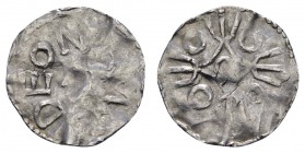 Europa Namur, Grafschaft
Albert III., 1064-1102 Denar ohne Jahr Dinant Av.: Kopf nach links, DEONAM, Rv.: gegabeltes Kreuz, wellig, Prägeschwäche DBG...