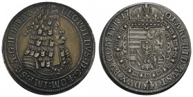 bis 1799 Habsburg
Leopold I., 1657-1705 Taler 1701 Hall Walzenprägung, winziges Zainende, fast vorzügliches Prachtexemplar mit irisierender Patina Da...