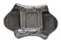 China
Kaiserreich Sattelgeld-Barren zu 5 Tael, Silber, ca. 62 x 39 x 18 mm 204.09 g. vz