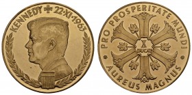 Gold-, Platin- und Palladiummedaillen Personenmedaillen
Kennedy 1963 Goldmedaille auf den Tod des amerikanischen Präsidenten, kl. Rf. 34.68 g. PL