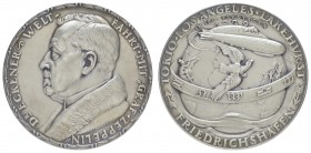 Sonstige Medaillen Medailleure
Goetz, Karl 1929 Silbermedaille, auf die Weltfahrt des LZ 127, Av.: Brustbild Eckeners nach links, Rv.: Zeppelin über ...