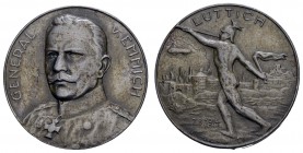 Sonstige Medaillen Zeppelin
 1914 Eisengussmedaille, von Küchler, auf die Einnahme von Lüttich, Ab.: Brustbild des Generals Otto von Emmich halblinks...