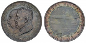 Sonstige Medaillen Zeppelin
 1928 Silbermedaille von J. Bernhart, auf die Weltfahrt des &quot;LZ 127&quot;, Av.: Büsten von Zeppelin und Dr. Eckener ...