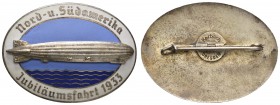 Sonstige Medaillen Zeppelin
 1933 weiß emailliertes und versilbertes Bronzeabzeichen auf die Jubiläumsfahrt des &quot;LZ 127&quot; nach Nord- und Süd...