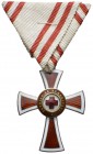 Ausland Österreich-Ungarn
Franz Josef I. 1848-1916 Ehrenzeichen vom Roten Kreuz, 1864-1914, 2. Klasse, an originalem Dreiecksband, schöner, leicht ge...