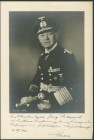 Militaria Allgemein
 Großadmiral Dr.h.c. Raeder, Großfoto mit handschriftlicher Widmung vom 12. VIII. 1944 an Korvettenkapitän Georg Pinkepank anläßl...