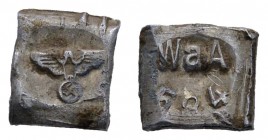 Militaria Allgemein
 Taubenring der Wehrmacht, Aluminium, Av.: Heeresadler / Rev.: Waffenamtsabnahme &quot;WaA 684&quot;, zusammengedrückt, Fundbelag...