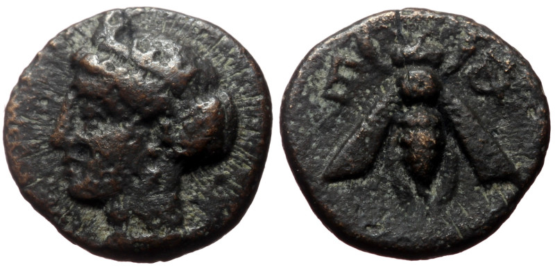 Ionia, Ephesos (ca 375-325 BC) AE (Bronze, 1.06g, 11mm)
Obv: E - Φ, Bee with str...