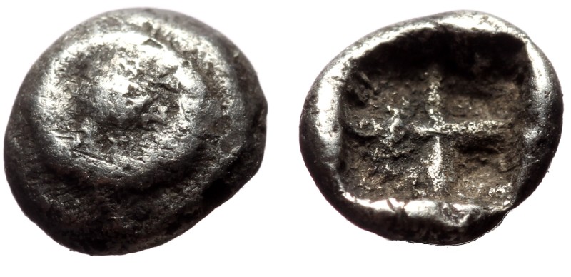 *Rare*
Ionia, Erythrai (ca 500-480 BC) AR Tetartemorion (Silver, 0.24g, 6mm) Ob...