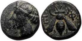 Ionia, Ephesos AE (Bronze, 1.56g, 10mm) ca 375-325 BC
Obv: E - Φ, Bee with straight wings.
Rev: Female head (Artemis?) left, wearing stephane.
Ref: BM...