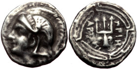 Ionia, Priene AR Diobol (Silver, 1.30g, 12mm) ca 290-250 BC, Lysagoras, magistrate. 
Obv: Head of Athena to left, wearing crested Attic helmet. 
Rev: ...