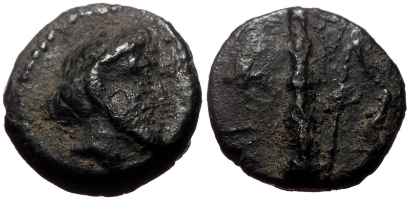 *Very intresting*
Unidentified Greek AE (Bronze, 1.51g, 10mm)
Obv: Aremis bust...