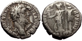 Commodus (177-192) AR Denarius (Silver, 18mm, 2,84 g
Obv: M COMM ANT P FEL AVG BRIT, laureate head right
Rev: MIN VICT P M TR P XIIII COS V P P, Min...