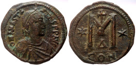 Anastasius I (491-518) AE Follis (Bronze, 35mm, 16.61g) Constantinople, 498-518.
Obv. D N ANASTA-SIVS PP AVG, pearl-diademed, draped and cuirassed bus...