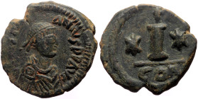 Justinian I (527-565) AE Decanummium (Bronze, 20mm, 4.67g) Constantinople
AE Bronze 
Obv: DN IVSTINIANVS PP AVG, pearl diademed, draped, cuirassed bus...