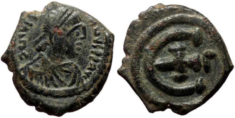 Justinian I AE Pentanummium 9Bronze, 2.63g, 16mm) Antioch, 561-565. 
Obv: D N IV...