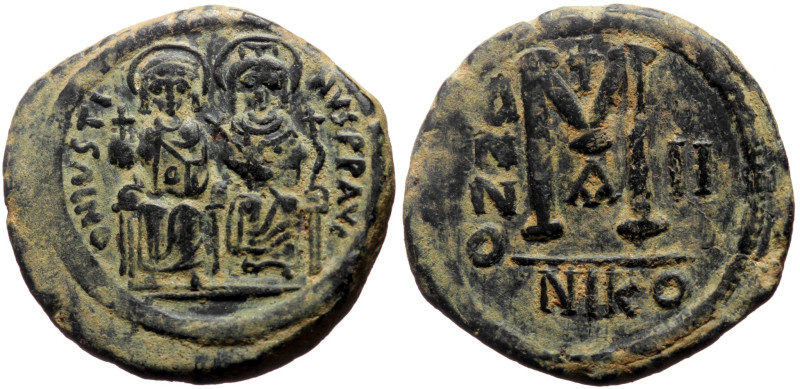 Justin II with Sophia (565-578) AE Follis (Bronze, 29mm, 15.02g) Nicomedia.
Obv:...