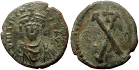 Tiberius II Constantine (578-582) AE Decanummium (Bronze, 20mm, 4.06g) Constantinople, 579-582. 
Obv: Crowned, draped, and cuirassed bust facing 
Rev:...