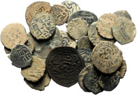32 Ancient AE coins (Bronze, 94.22g)