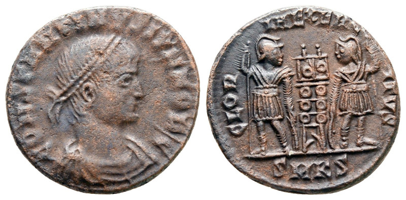 Constantine II, as Caesar AD 317-337. Cyzicus
Follis Æ

17 mm, 2,44 g



...