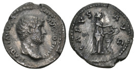 HADRIAN (117-138). Denarius. Rome.
3.2 Gr. 19.4 mm.