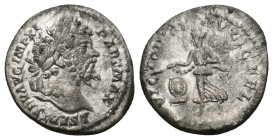 SEPTIMIUS SEVERUS (193-211). Denarius.
3.27 Gr. 18.9 mm.