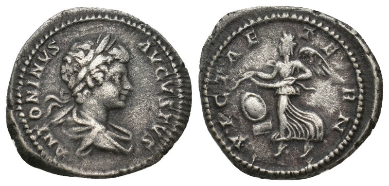 CARACALLA (198-217). Denarius.
3.27 Gr. 19.8 mm.