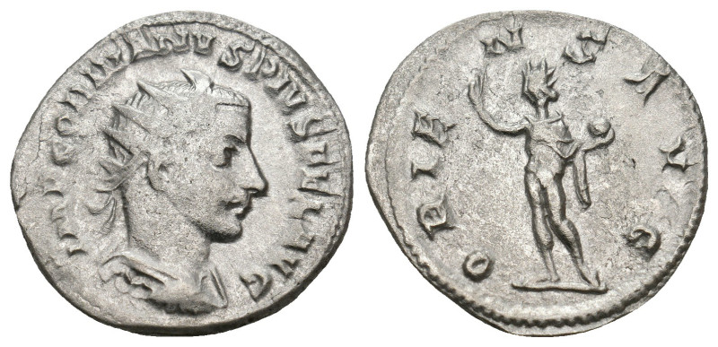 GORDIAN III (238-244). Antoninianus.
5.79 Gr. 22.7 mm.