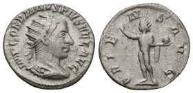 GORDIAN III (238-244). Antoninianus.
4.91 Gr. 21.8 mm.