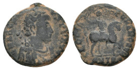 ARCADIUS (383-408). Ae.
2.19 Gr. 14.8 mm.