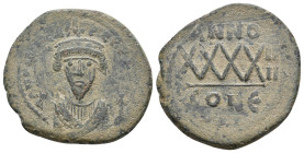 PHOCAS (602-610). Follis.
10.89 Gr. 30.5 mm.