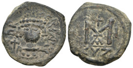 HERACLIUS (610-641). Follis. Kyzikos.
10.68 Gr. 28.3 mm.