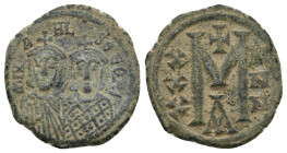 MICHAEL II THE AMORIAN with THEOPHILUS (820-829). Follis. Constantinople.
5.69 Gr. 22.4 mm.