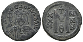THEOPHILUS (829-842). Follis. Constantinople.
7.48 Gr. 26.8 mm.