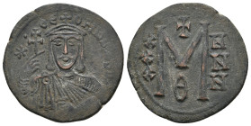 THEOPHILUS (829-842). Follis. Constantinople.
8.72 Gr. 28.2 mm.