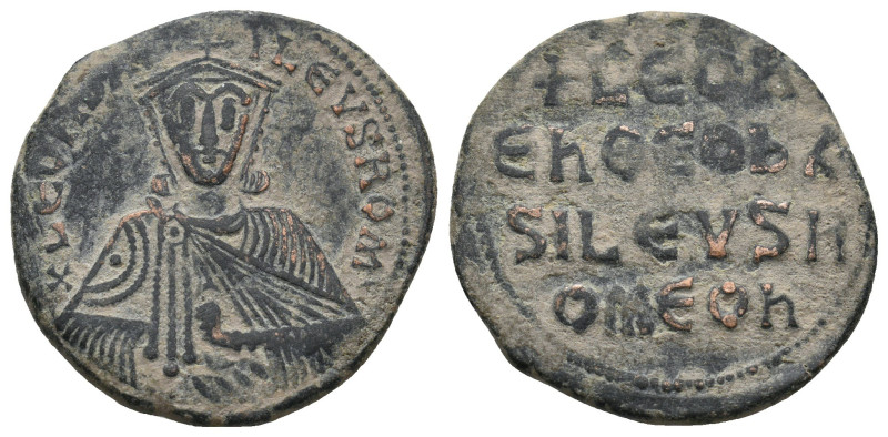 LEO VI THE WISE (886-912). Follis. Constantinople.
7.91 Gr. 26.8 mm.