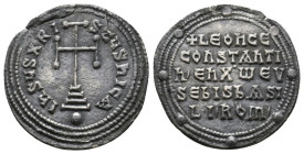 LEO VI the WISE with CONSTANTINE VII (886-912). Miliaresion. Constantinople.
2.6 Gr. 24.3 mm.
