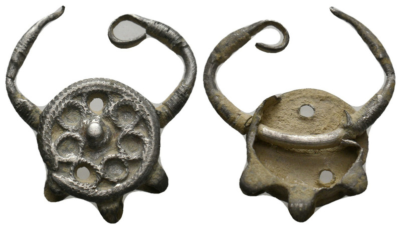 ANCIENT ROMAN SILVER EARRING (1ST-3TH CENTURY AD) .
1.94 Gr. 23.4 mm.