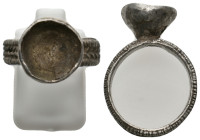 ANCIENT ROMAN SILVER RING (1ST-5TH CENTURY AD.)
4.69 Gr.