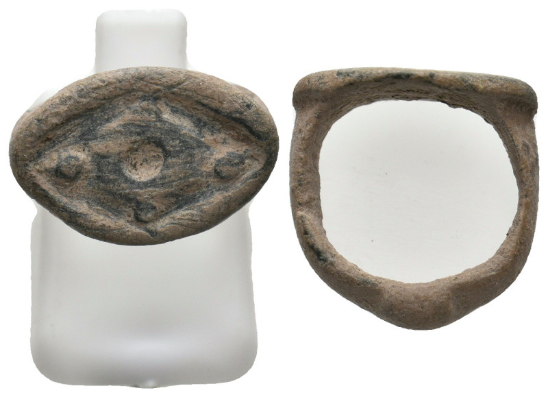 ANCIENT ROMAN BRONZE RING (1ST-5TH CENTURY AD.)
4.06 Gr.