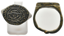 ANCIENT ROMAN BRONZE RING (1ST-5TH CENTURY AD.)
8.83 Gr.
