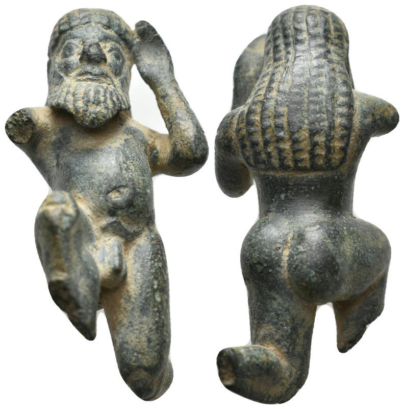 ANCIENT ROMAN BRONZE FIGURINE.
110.48 Gr. 63.6 mm.