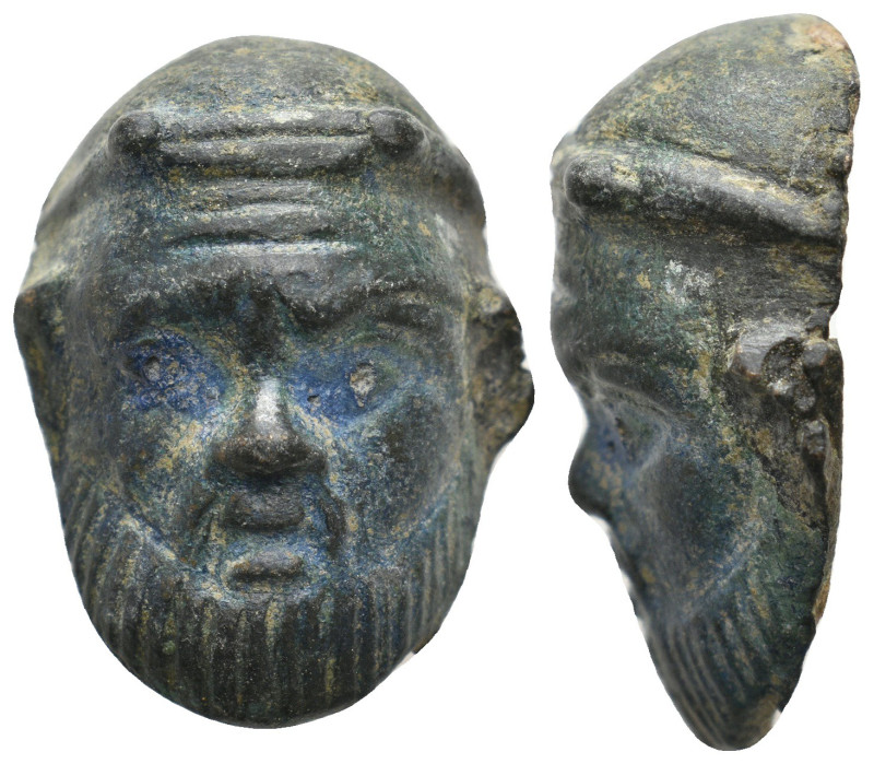 ANCIENT ROMAN BRONZE FIGURINE.
29.28 Gr. 32.4 mm.
