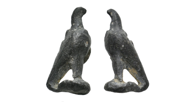 ANCIENT ROMAN BRONZE EAGLE FIGURINE (1ST-5TH CENTURY AD).
5.66 Gr. 21.9 mm.