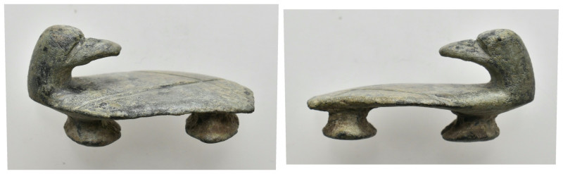 ANCIENT ROMAN BRONZE FIGURINE (1ST-5TH CENTURY AD).
14.39 Gr. 32.9 mm.